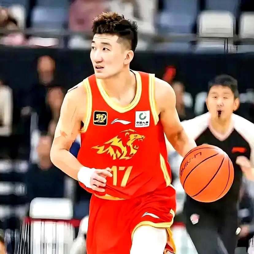 德罗巴重要时刻出色发挥，日本队带队取胜！的简单介绍